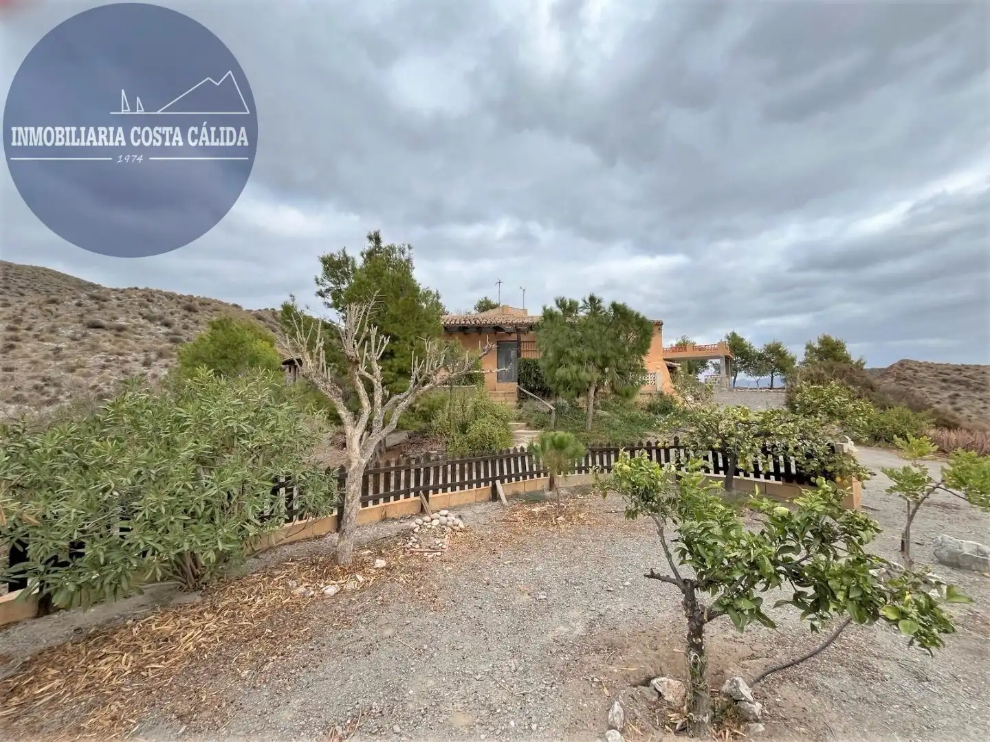 Casa rústica amb jardí en venda a Diseminado el Charcon, imagen 15