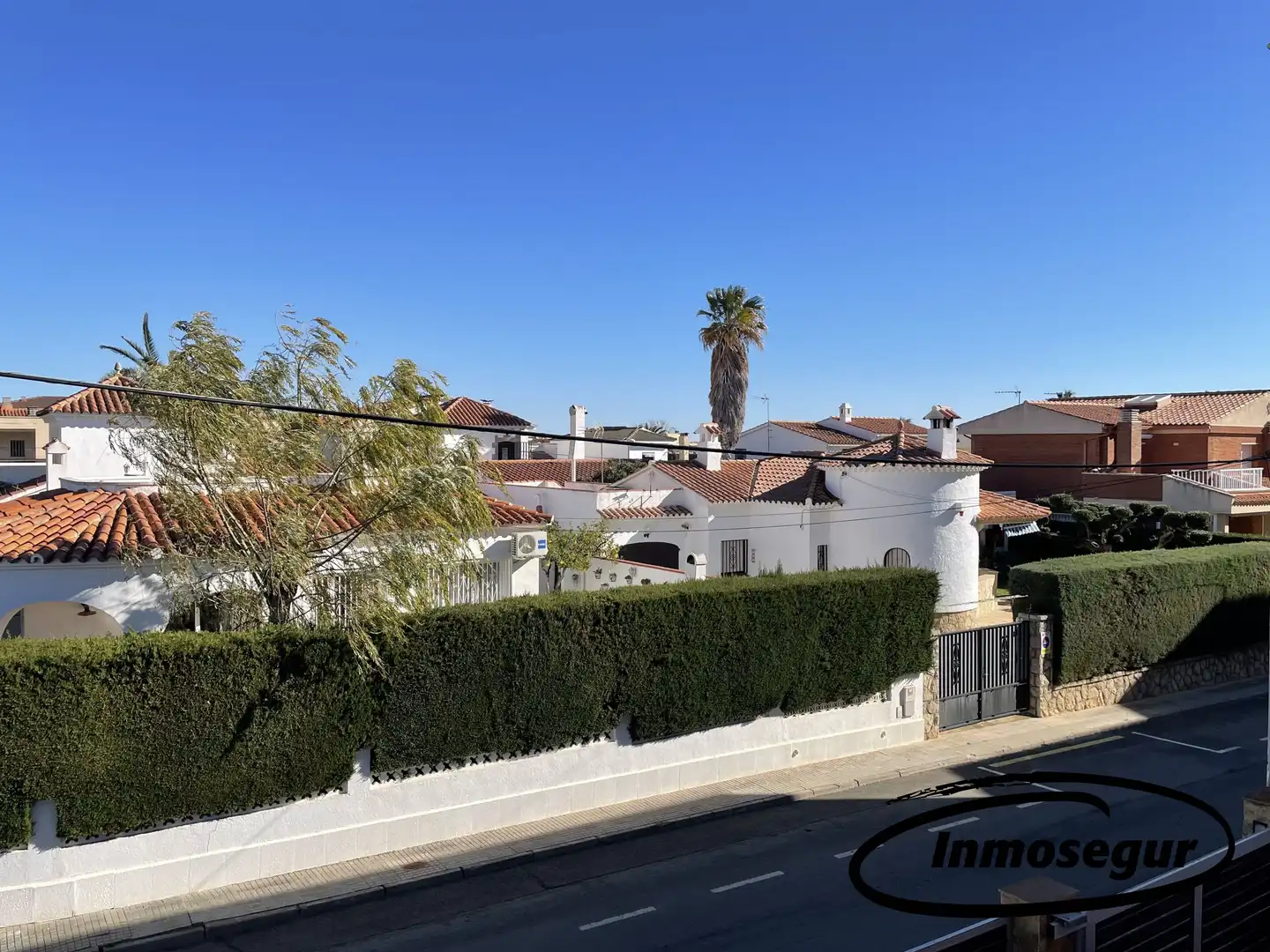 Vista exterior de Casa o xalet en venda en Cambrils amb Aire condicionat, Calefacció i Jardí privat
