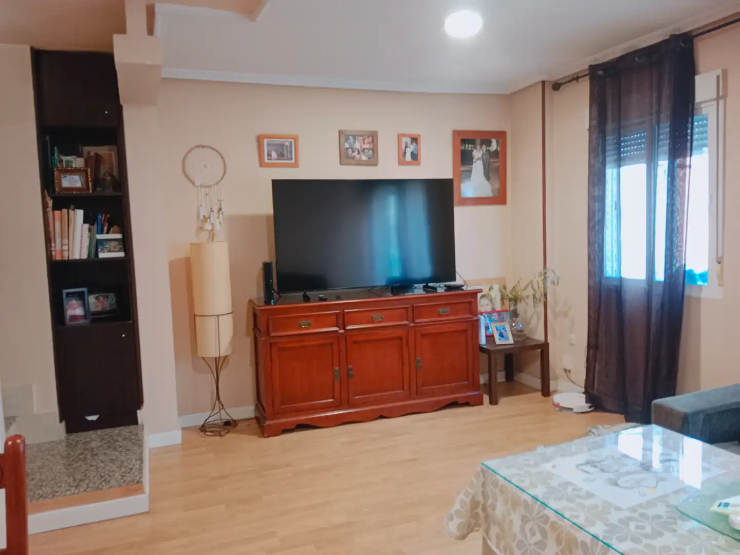 Living room of Houses for sale in Plasencia  with Furnished