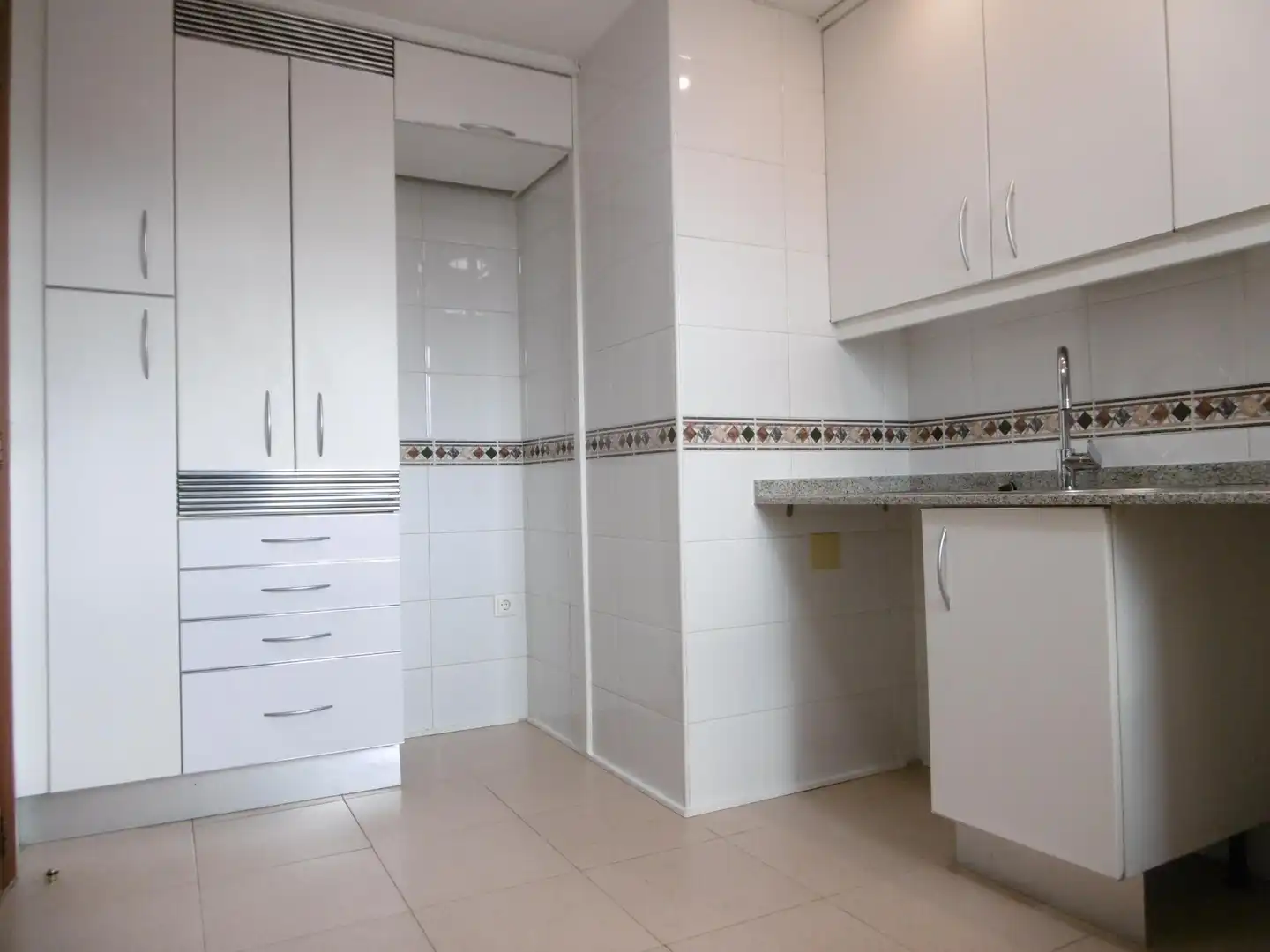 Küche von Wohnung zur Miete in Valladolid mit Heizung und Abstellraum