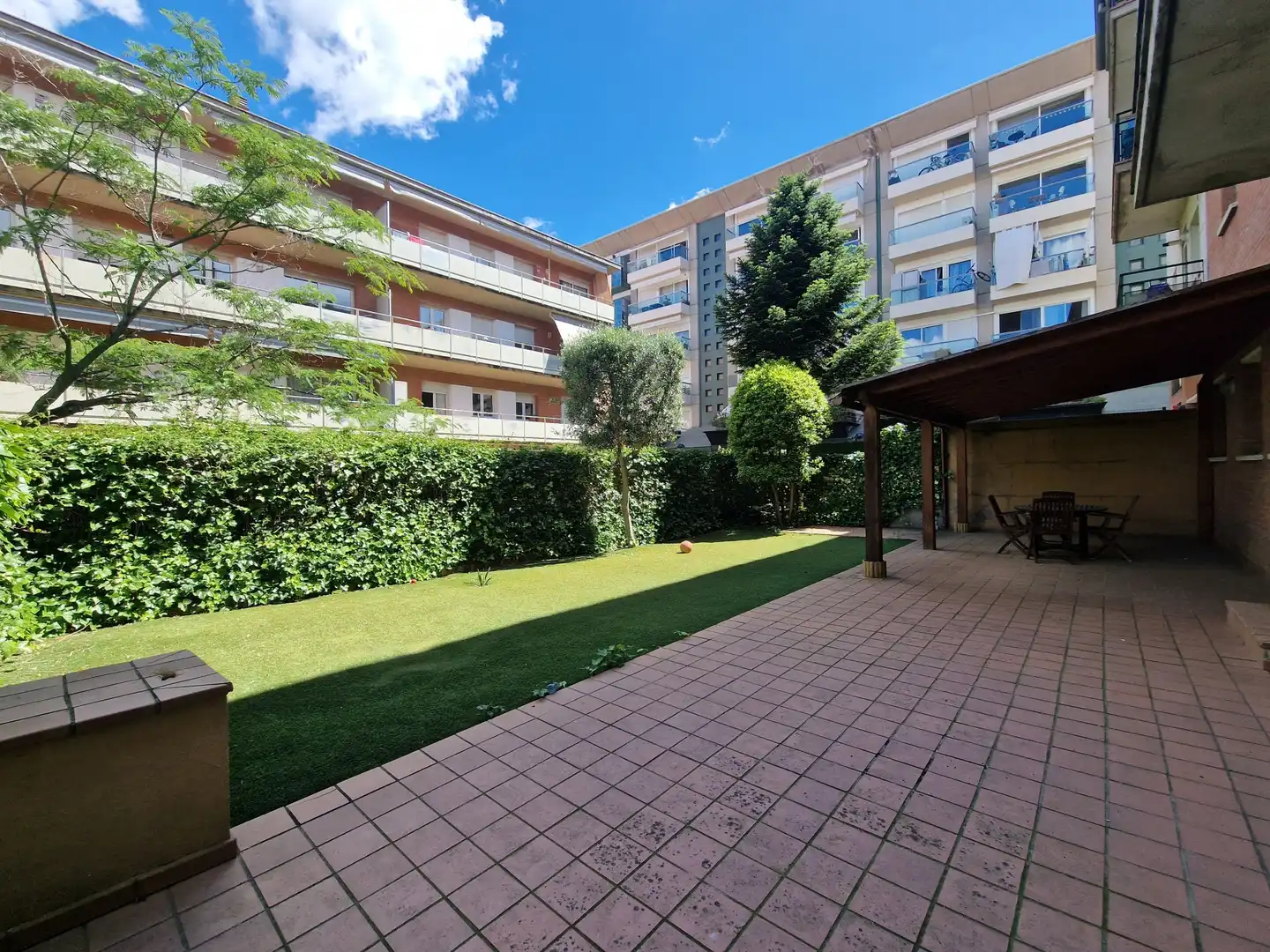 Terrace of Ground floor for sale in Girona  with Air Conditioner, Heating and Terrace