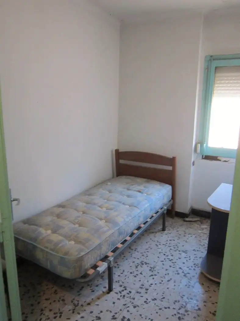 Dormitori de Local en venda en Llagostera amb Aire condicionat i Calefacció