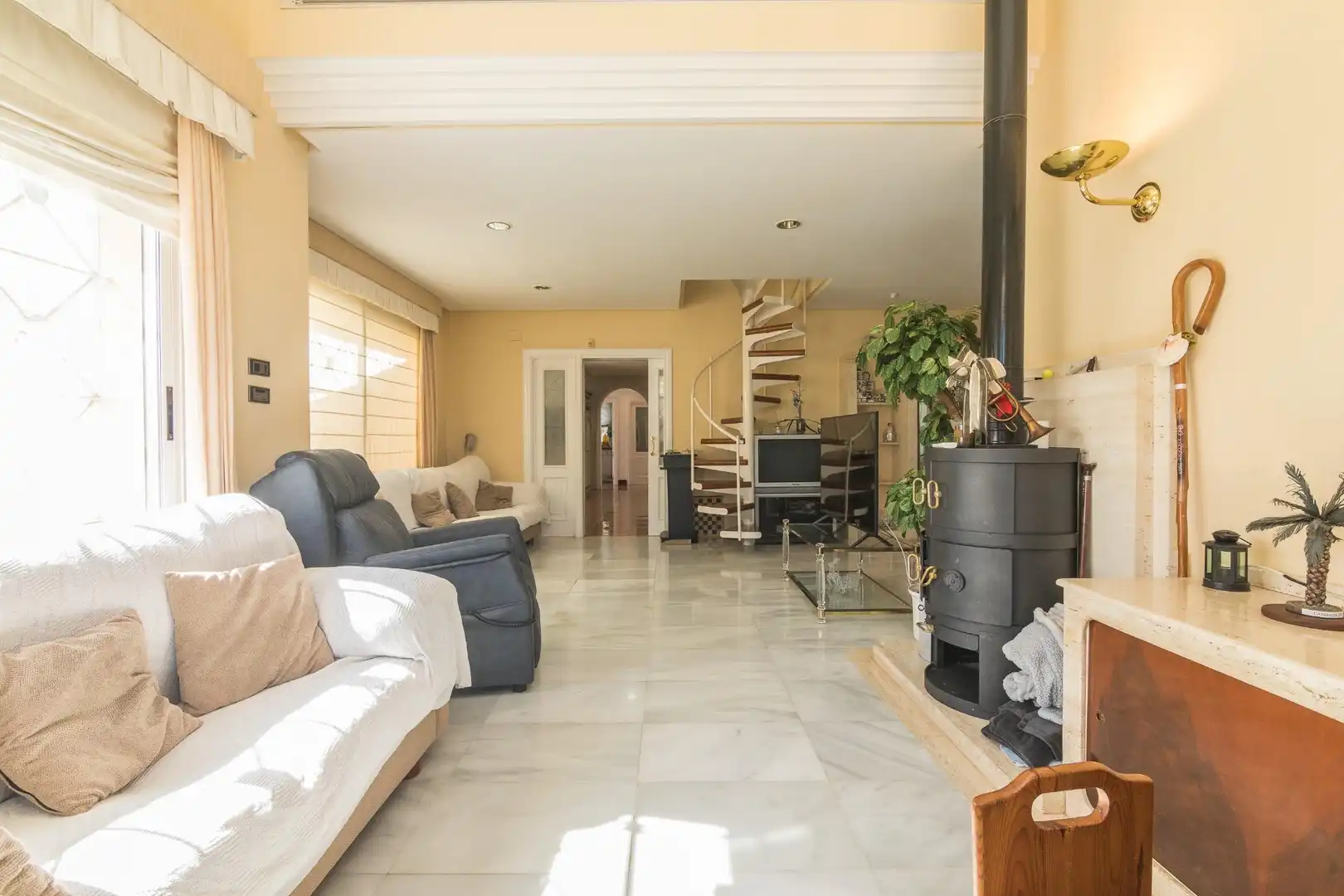 Sala de estar de Casa o chalet en venta en Elche / Elx con Aire acondicionado, Jardín privado y Terraza