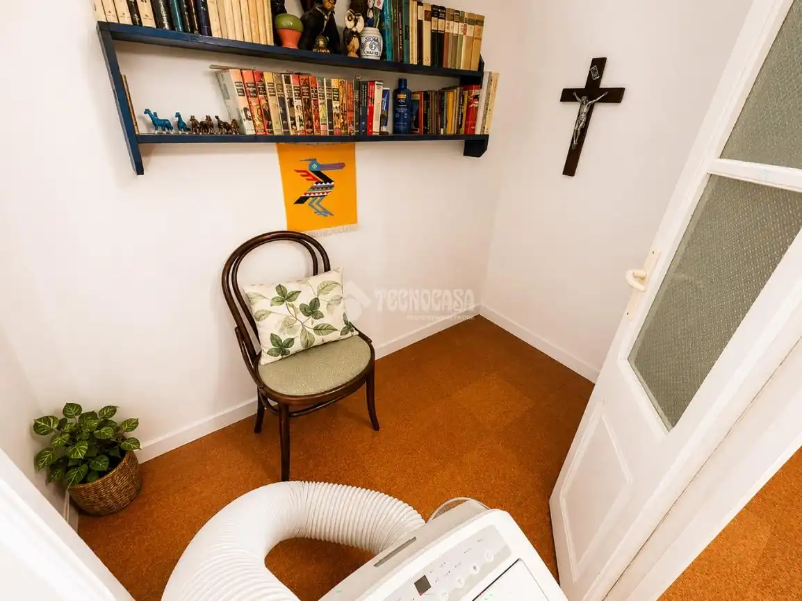 Piso en venta en Barcelona con Calefacción y Terraza