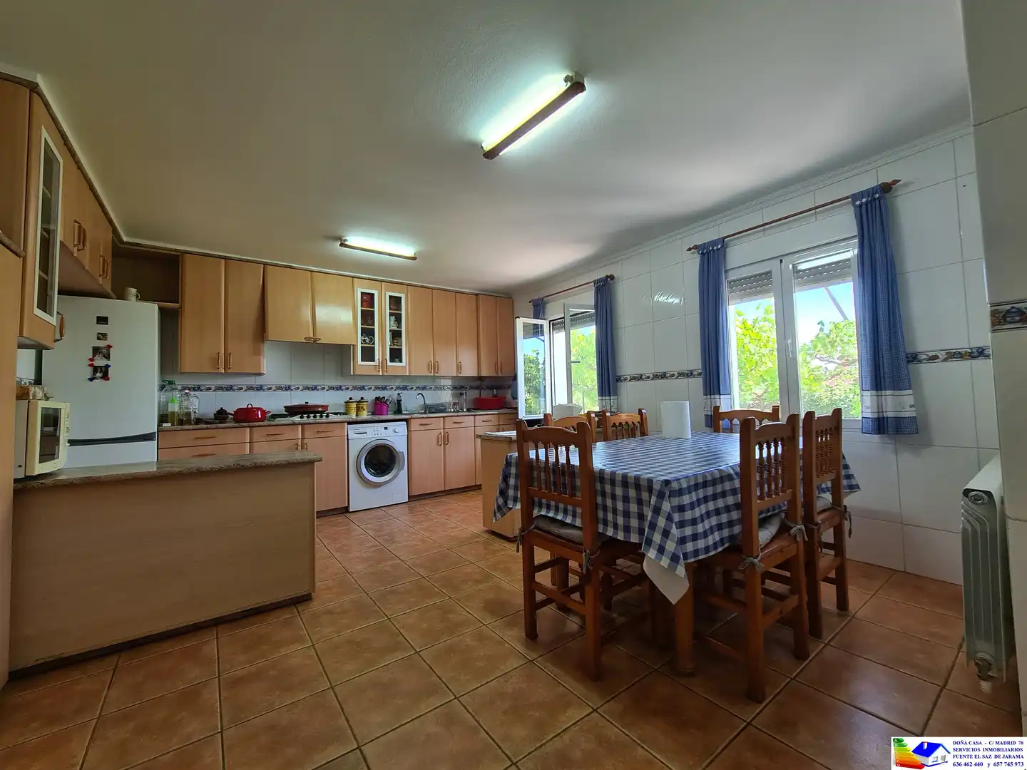 Cocina de Casa o chalet en venta en Fuente El Saz de Jarama con Aire acondicionado, Calefacción y Jardín privado