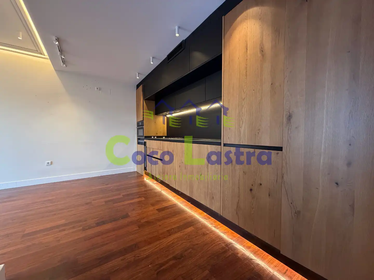 Cuina de Pis en venda en Salamanca amb Aire condicionat, Calefacció i Parquet