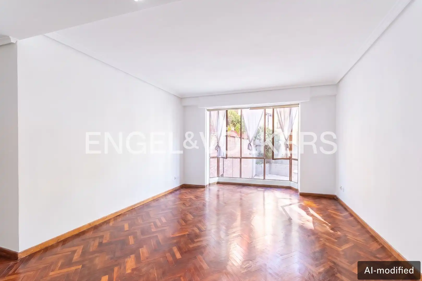 Außenansicht von Wohnung zum Verkauf in Madrid mit Heizung und Parkett