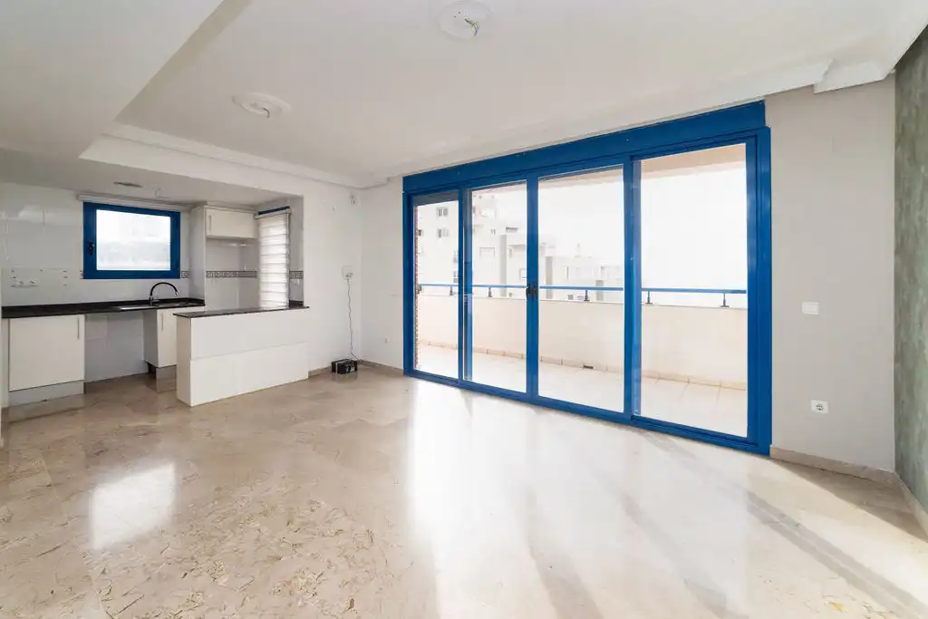 Piso con ascensor en venta en Av Rosa de los Vientos  - Ed Penyal II -, imagen 3