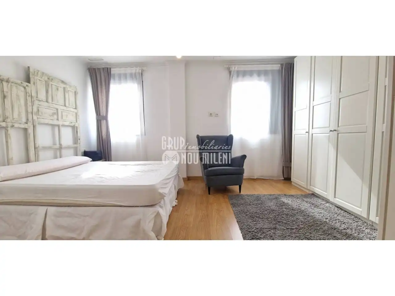 Bedroom of Flat for sale in Silla  with Air Conditioner, Heating and Parquet flooring