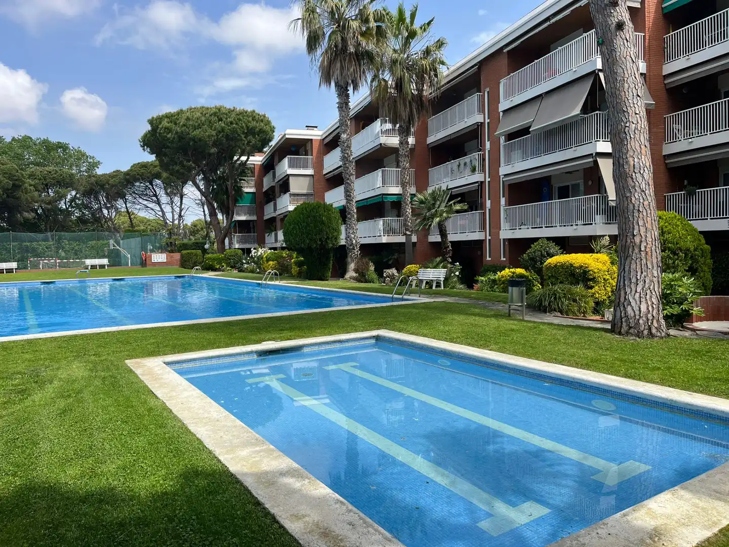Schwimmbecken von Wohnungen zum Verkauf in Gavà mit Heizung, Terrasse und Abstellraum