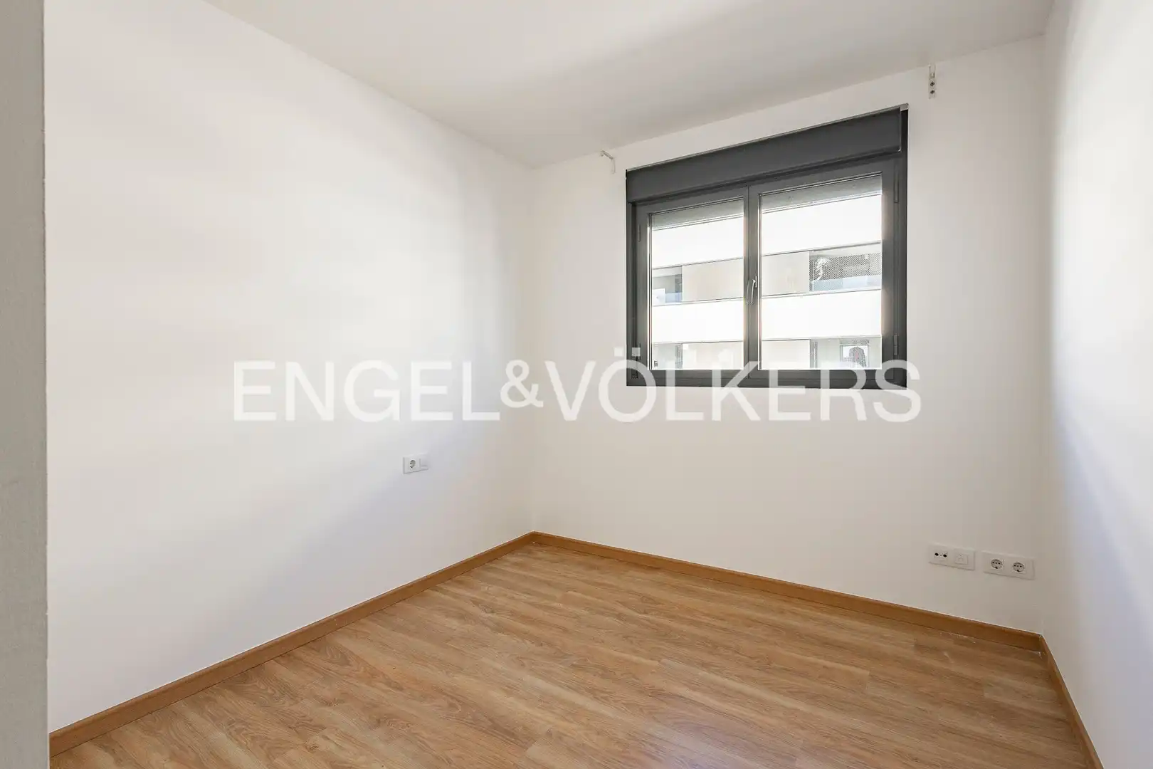 Habitación de Piso en venta en Sant Just Desvern con Aire acondicionado, Calefacción y Jardín privado