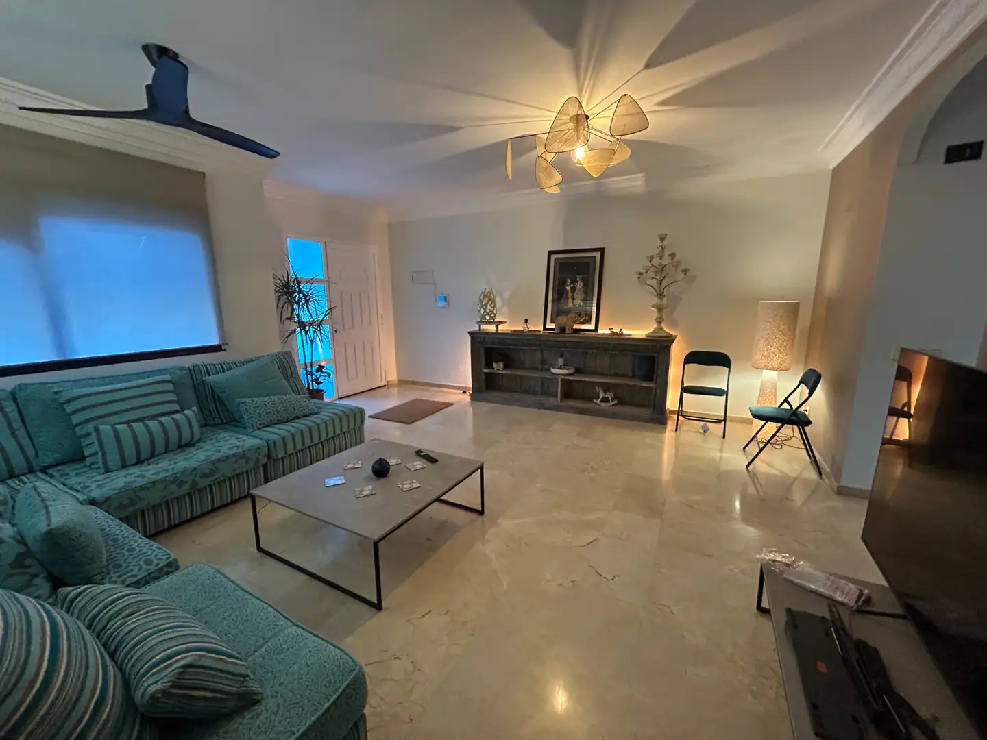 Living room of Detached homes for sale in Gandia  with Air Conditioner, Private garden and Terrace
