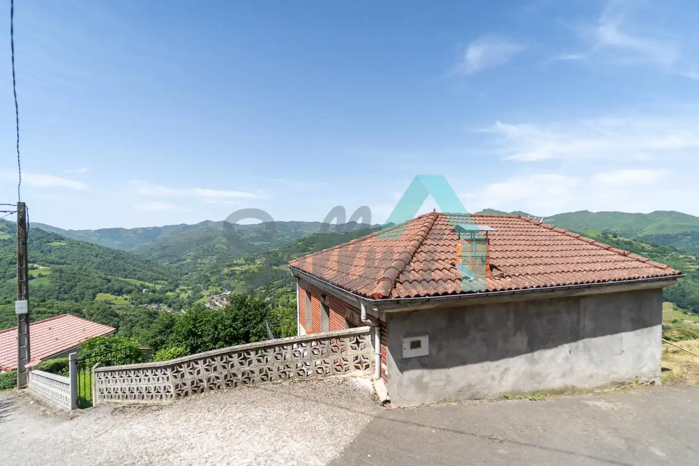 Vista exterior de Casa o chalet en venta en Laviana con Jardín privado, Parquet y Terraza