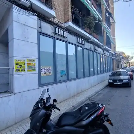 Local de lloguer a C/ Santiago Lozano, Campo Verde