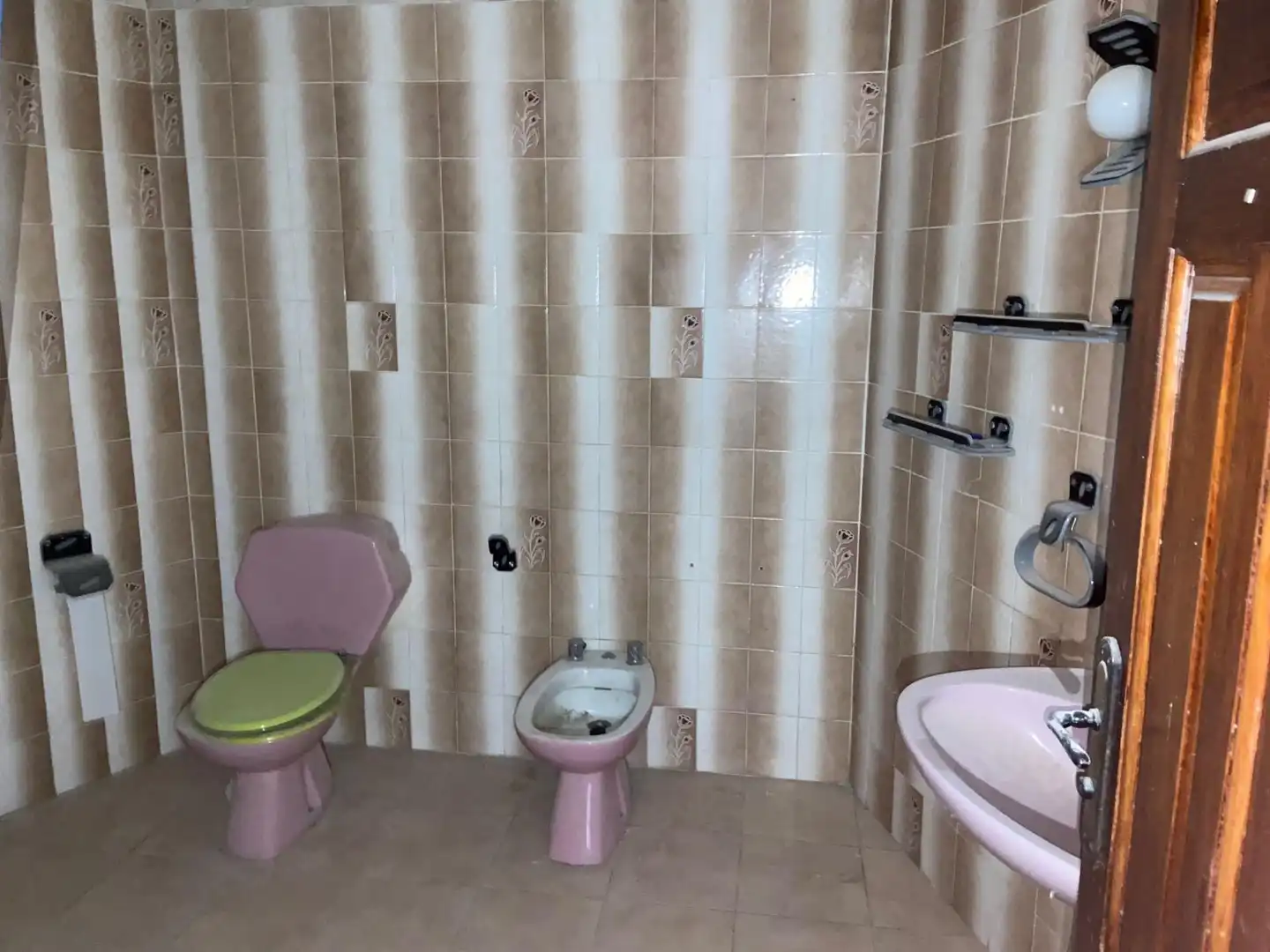 Badezimmer von Einfamilien-Reihenhaus zum Verkauf in Alcolea de Calatrava mit Abstellraum