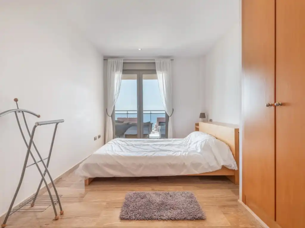 Dachboden zur Miete in Calle Forcall, La Renegà-Torre Bellver-Les Platgetes