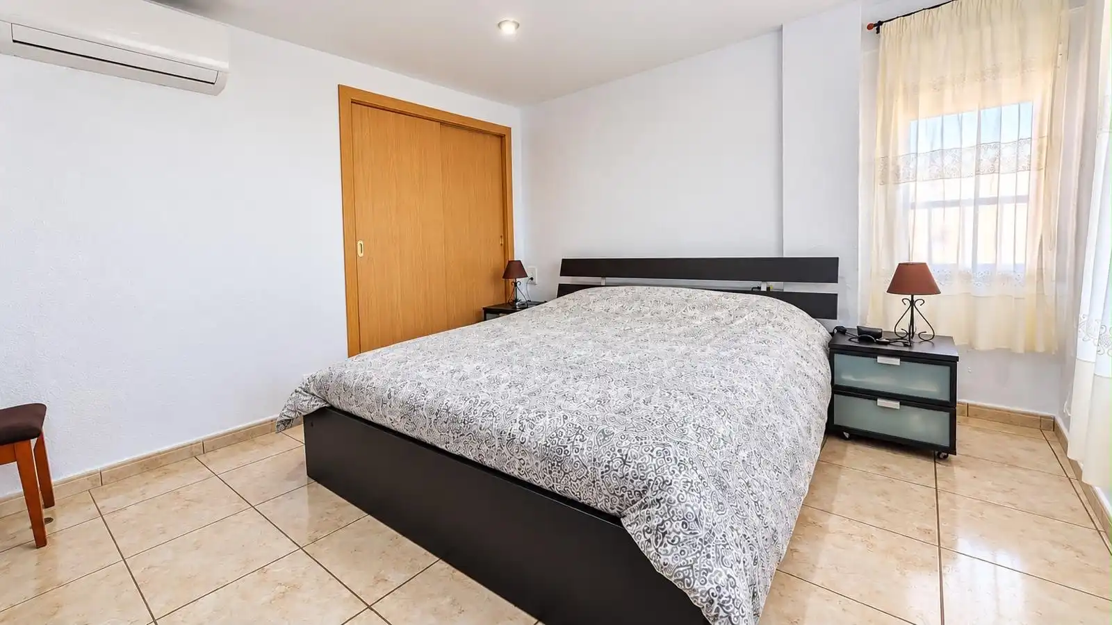 Dormitori de Apartament en venda en Santa Pola ciudad