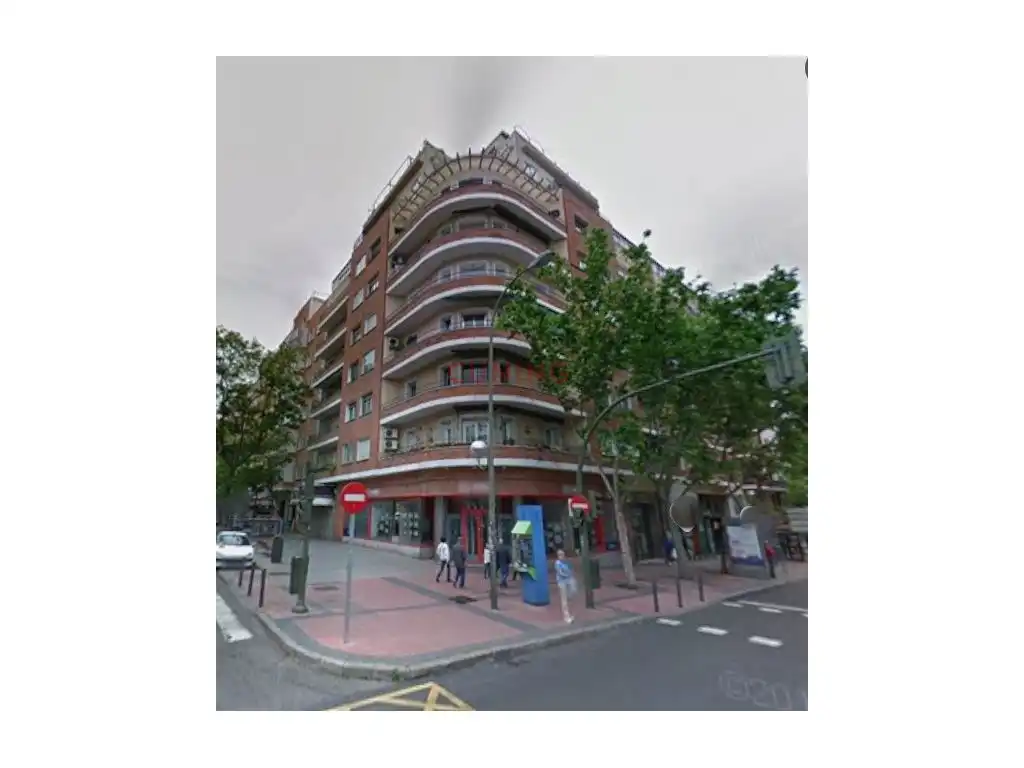 Locale commerciale in vendita a Paseo Delicias