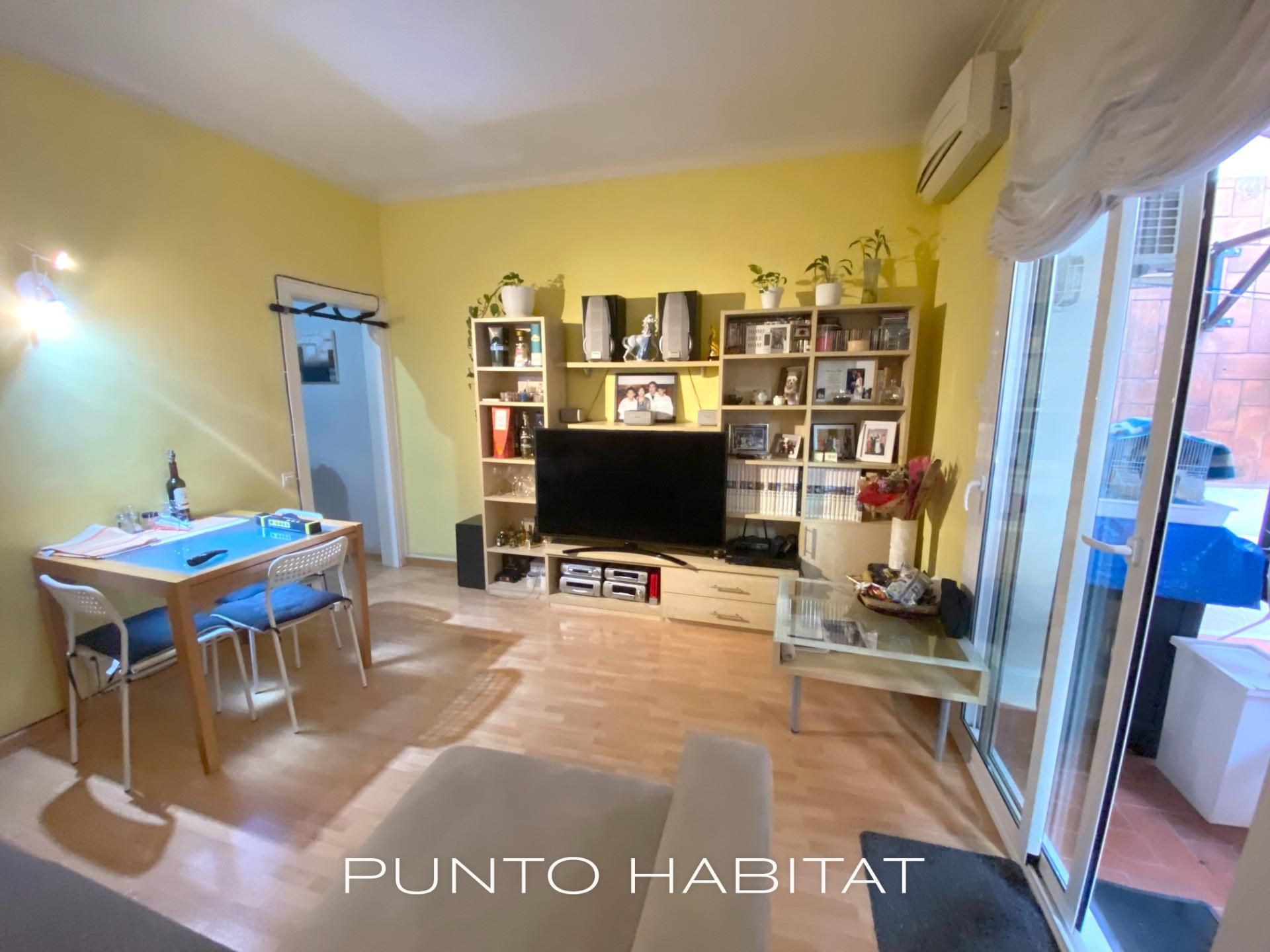 Wohnzimmer von Wohnung zum Verkauf in  Barcelona Capital mit Klimaanlage, Parkett und Terrasse