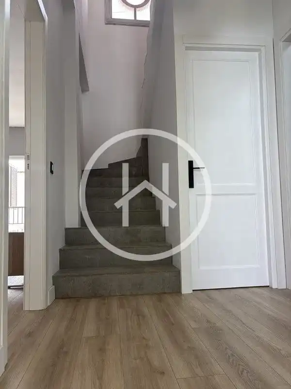 Detached homes for rent in El Rosario  with Air Conditioner, Private garden and Furnished