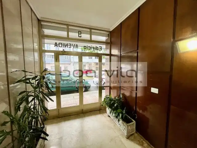 Wohnung zum Verkauf in Pontevedra Capital  mit Heizung, Parkett und Abstellraum