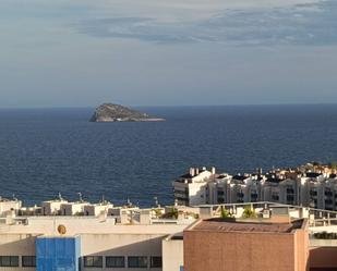 Vista exterior de Àtic de lloguer en Villajoyosa / La Vila Joiosa amb Aire condicionat