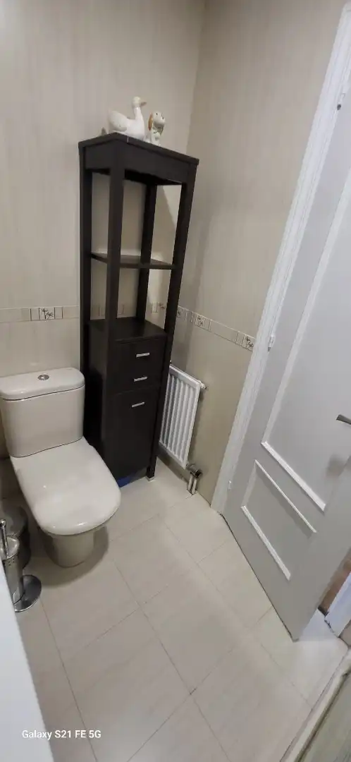 Bathroom of Flat for rent in Madrid  with Air Conditioner, Heating and Parquet flooring