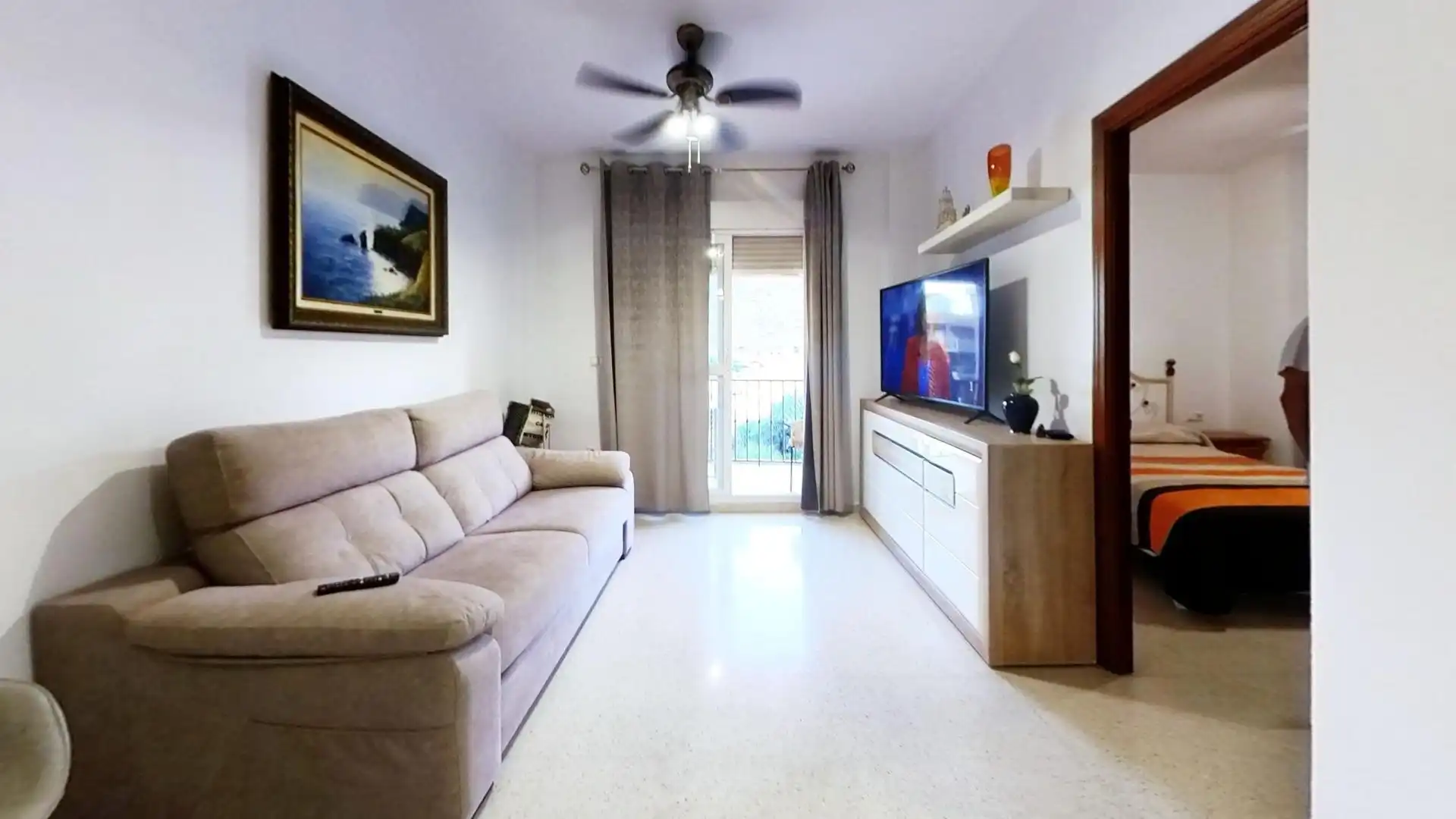 Sala d'estar de Pis en venda en Gualchos amb Aire condicionat, Terrassa i Moblat