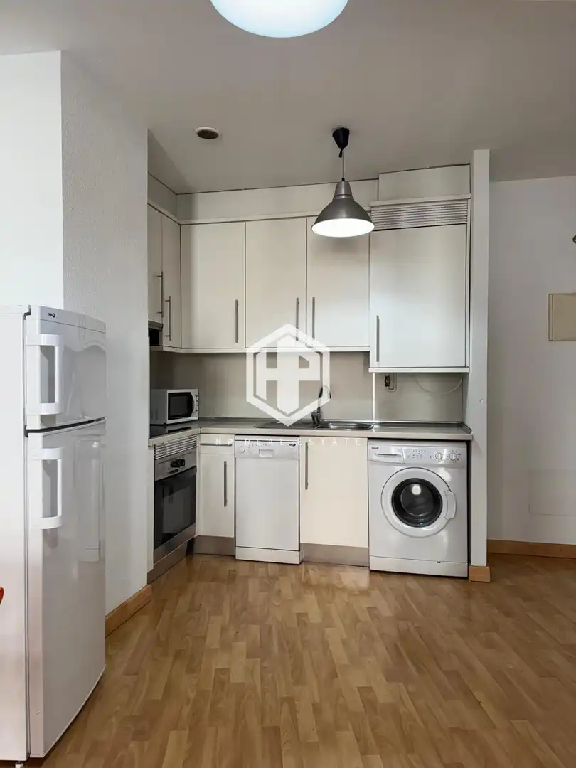 Cocina de Piso en venta en Alcalá de Henares con Calefacción