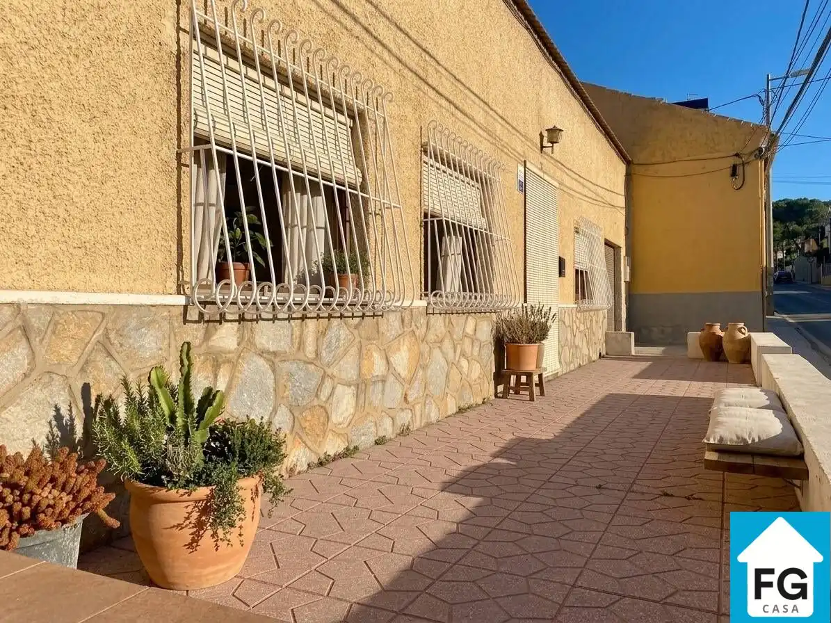 Exterior view of Houses for sale in Murcia  with Air Conditioner, Terrace and Storage room