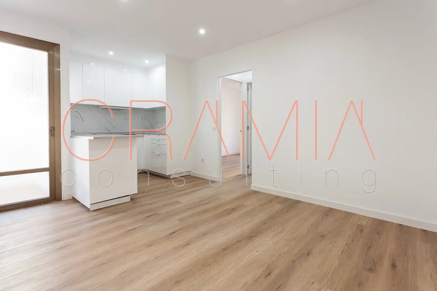 Piso en venta en L'Hospitalet de Llobregat con Terraza, Horno y Balcón