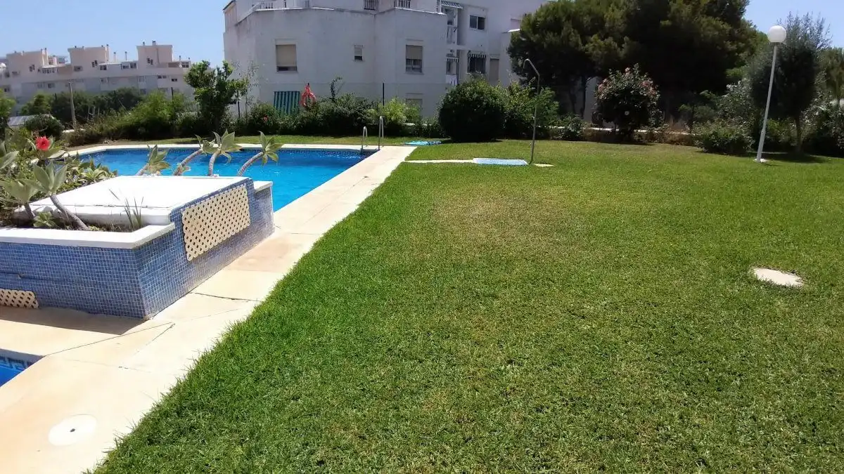 Pis amb piscina en venda a La Carihuela - Los Nidos, imagen 5