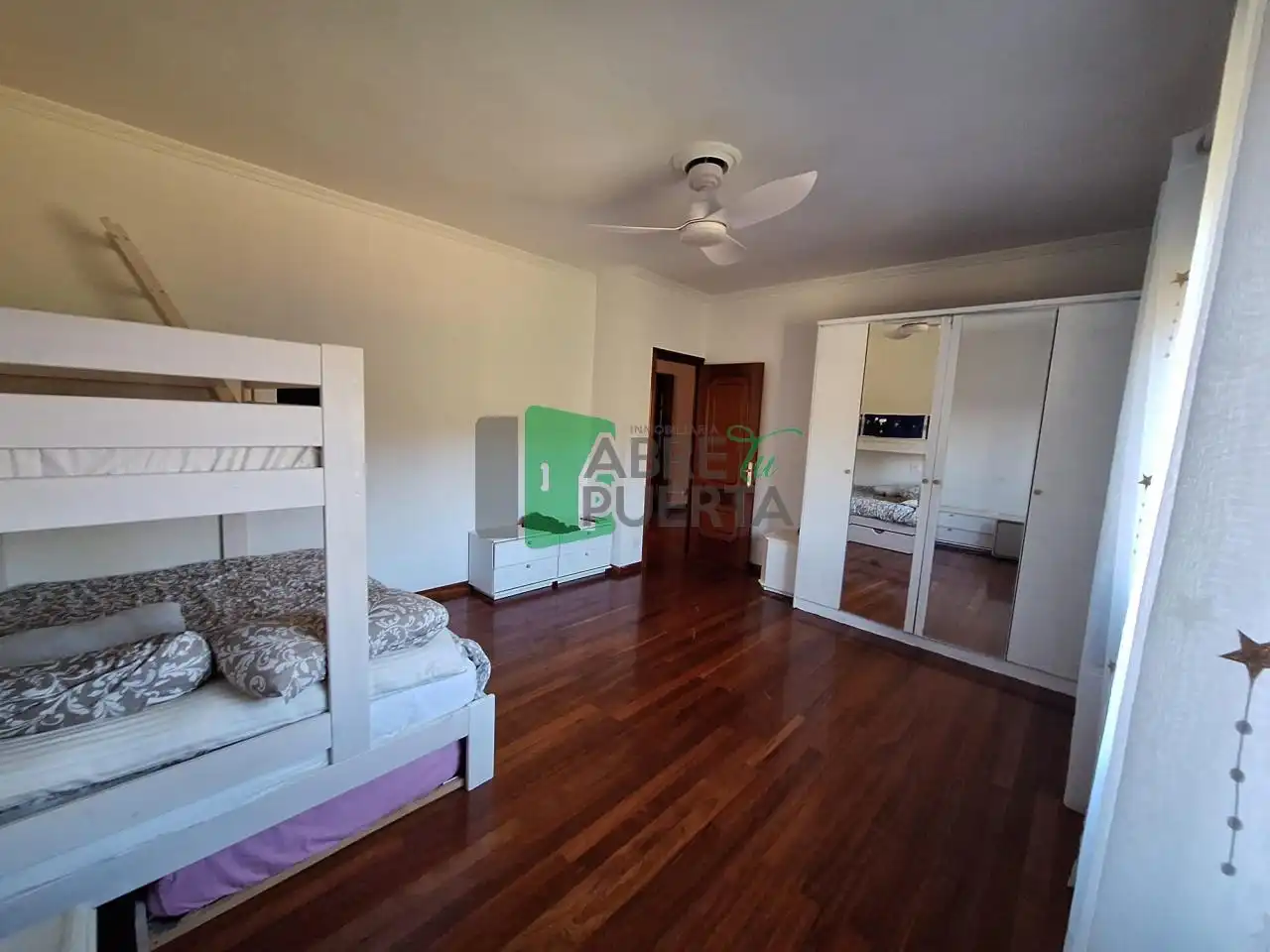 Casa o chalet en venta en Xunqueira de Ambía con Calefacción, Jardín privado y Trastero