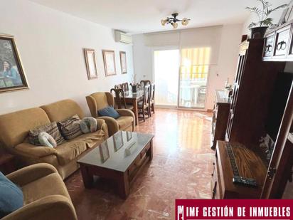 Living room of Flat for sale in Vélez-Málaga  with Terrace