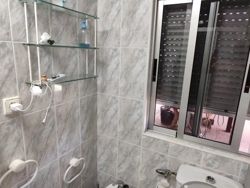 Badezimmer von Country house zur Miete in Motril mit Klimaanlage, Terrasse und Schwimmbad