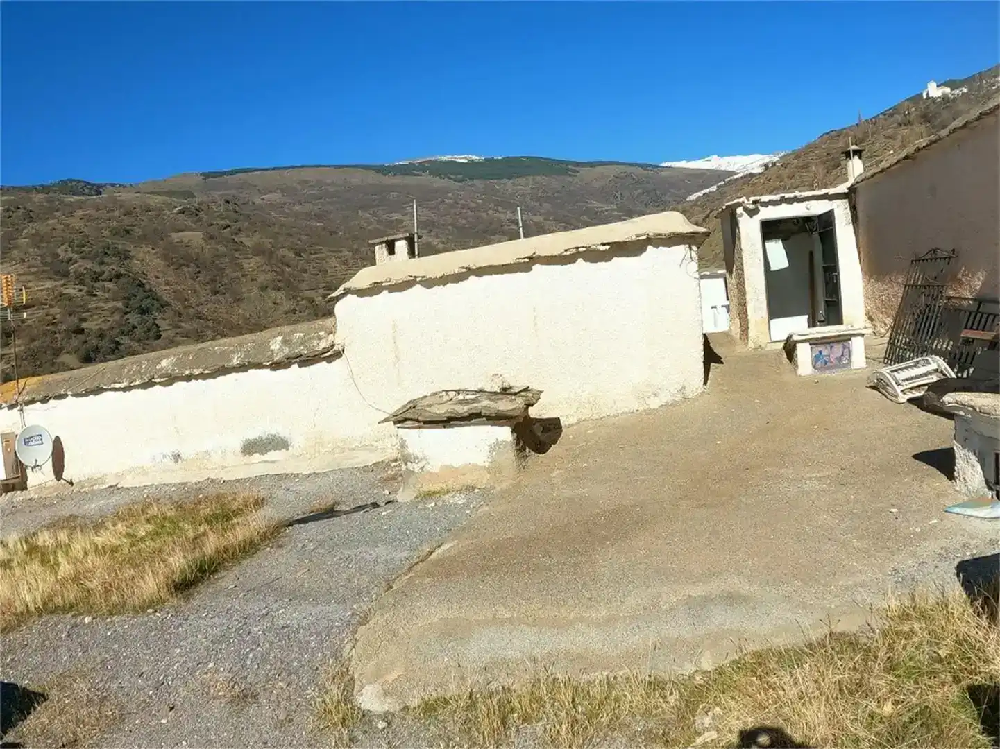 Vista exterior de Casa o chalet en venta en Pampaneira con Aire acondicionado y Balcón