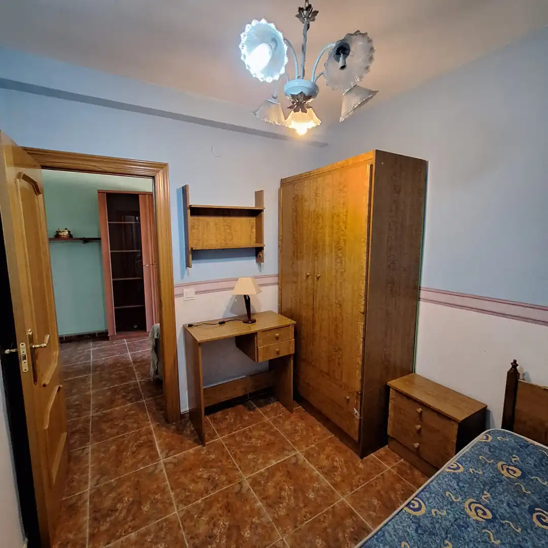 Habitación de Piso en venta en Íscar con Calefacción, Terraza y Amueblado