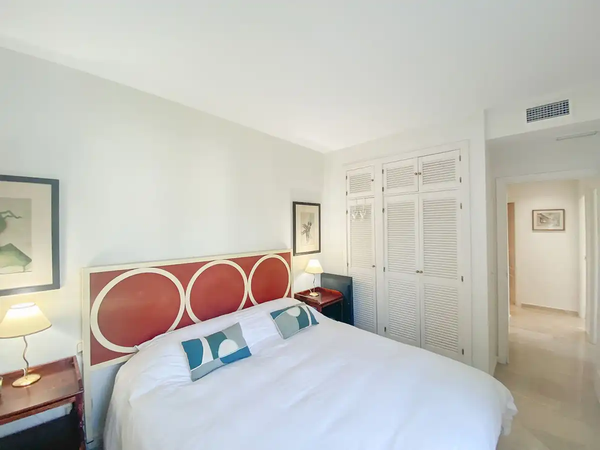 Apartamento con piscina en venta en Calle Trajano, imagen 8