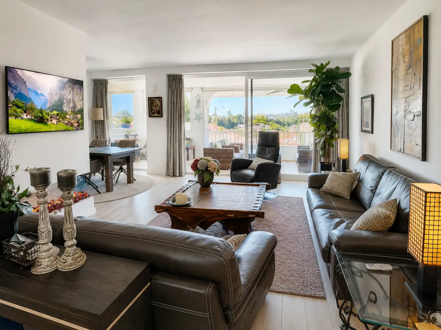 Wohnzimmer von Wohnungen zum Verkauf in Benahavís mit Klimaanlage, Terrasse und Schwimmbad