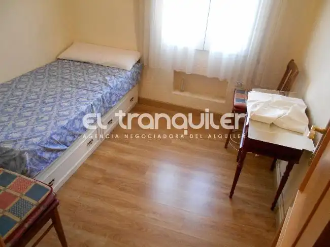 Penthouse with lift to rent in Calle Torres Miranda, imagen 16