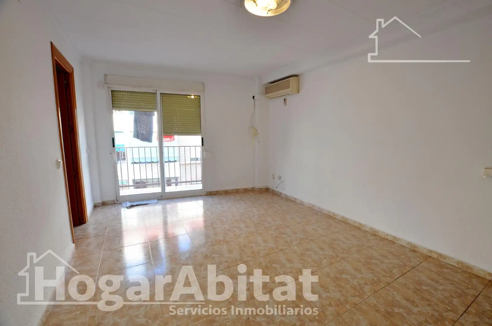 Piso con terraza en venta en Calle Aguas de Sax