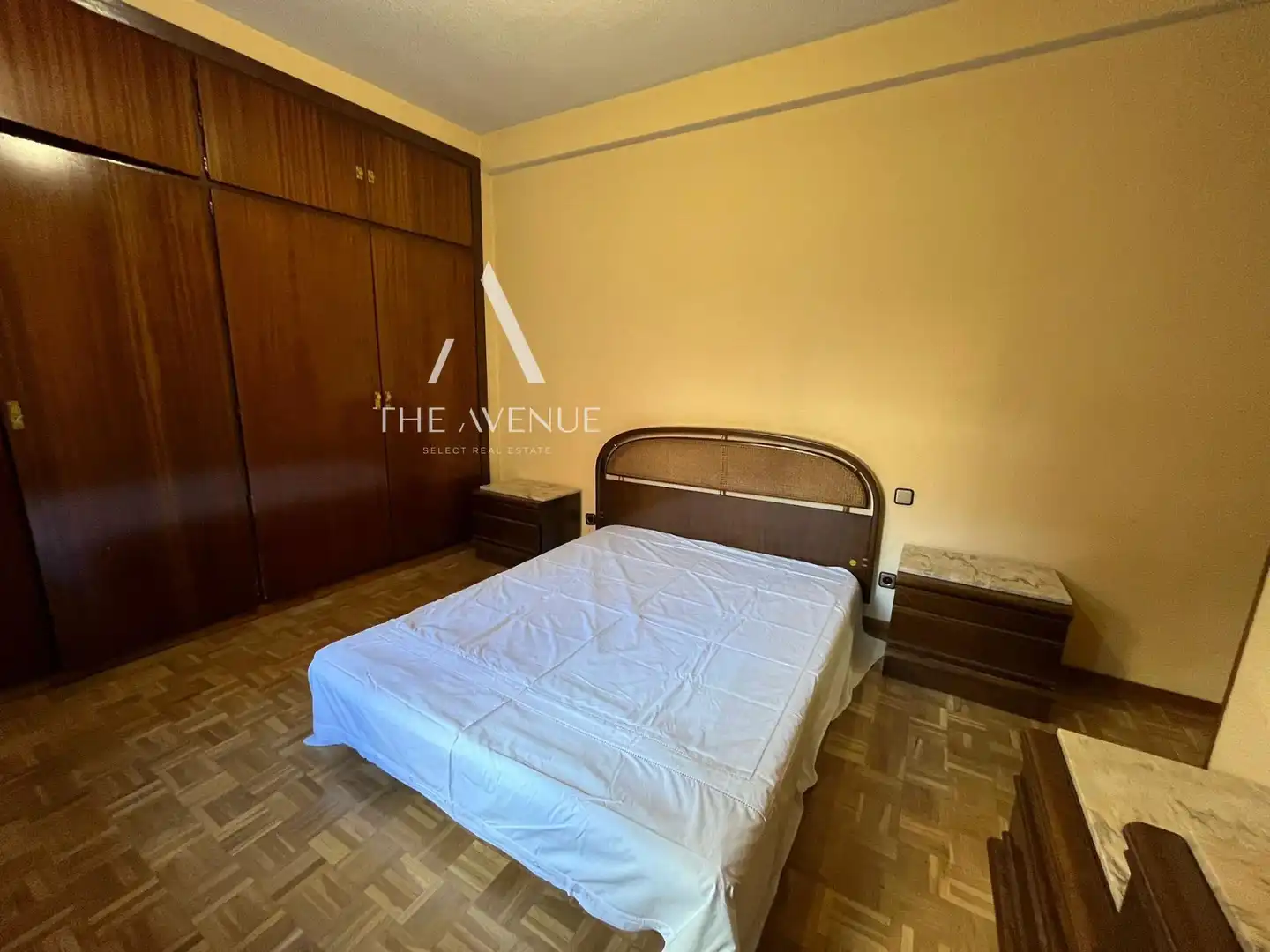 Habitación de Apartamento en venta en Madrid con Calefacción y Balcón