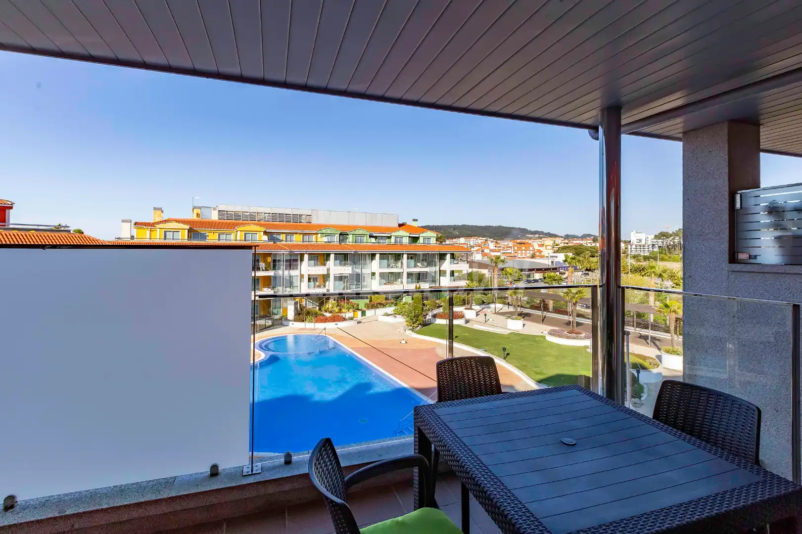 Habitación de Apartamento de alquiler en Sanxenxo con Terraza, Amueblado y Horno