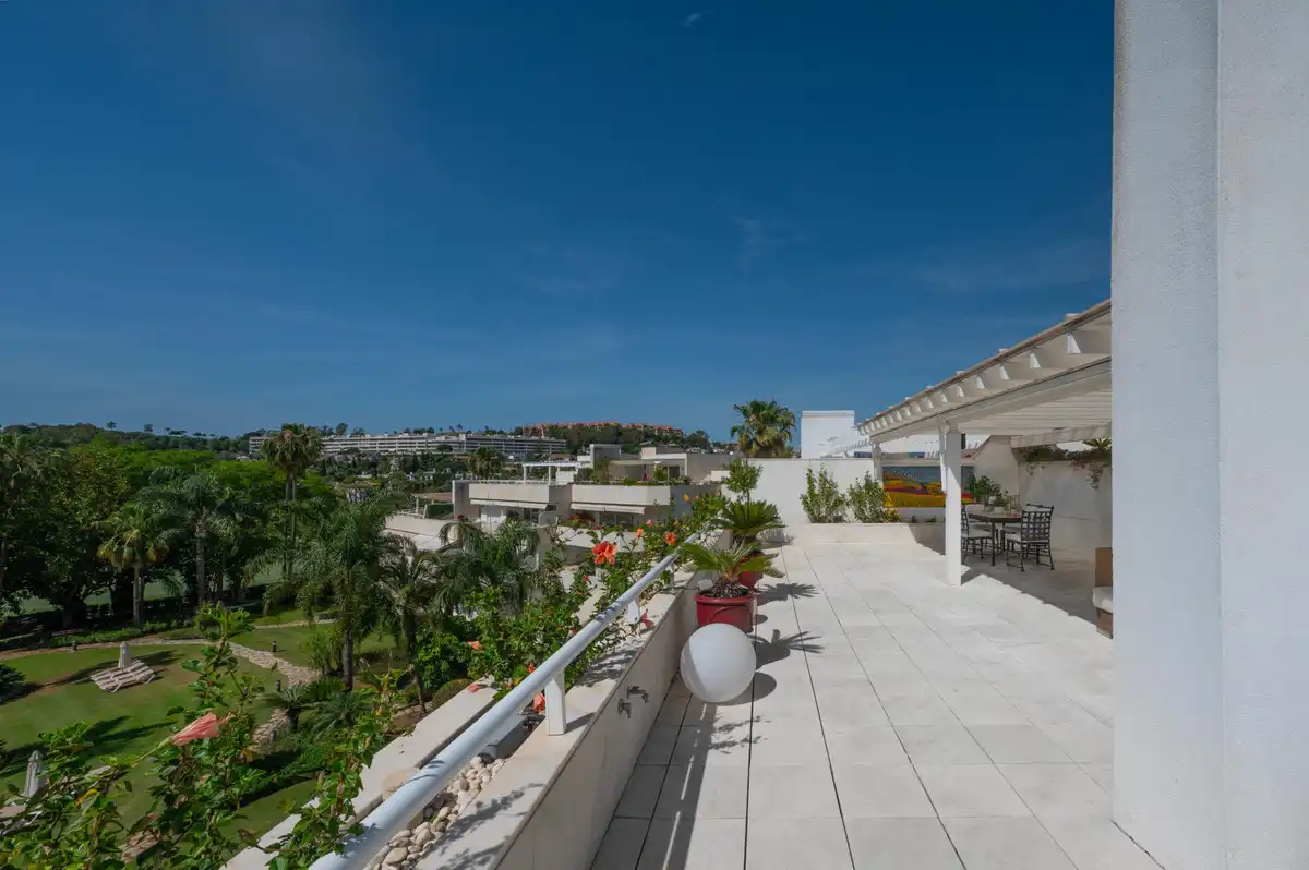 Penthouse with lift for sale in Nueva Andalucía, imagen 13