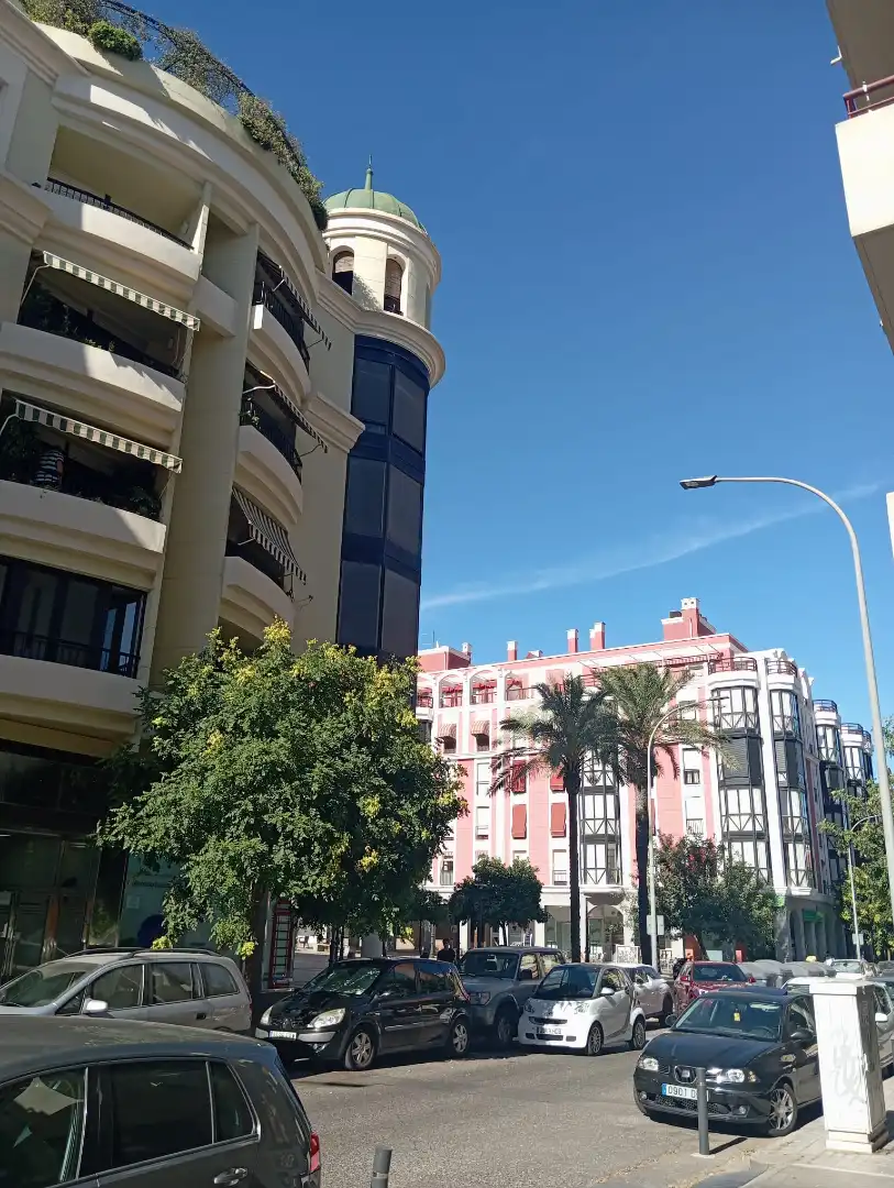 Ático de alquiler en Ollerías - San Cayetano