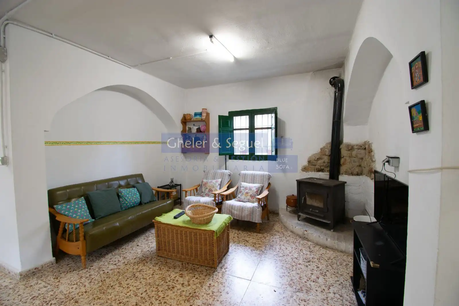 Sala de estar de Finca rústica en venta en Alfara de la Baronia con Calefacción y Terraza