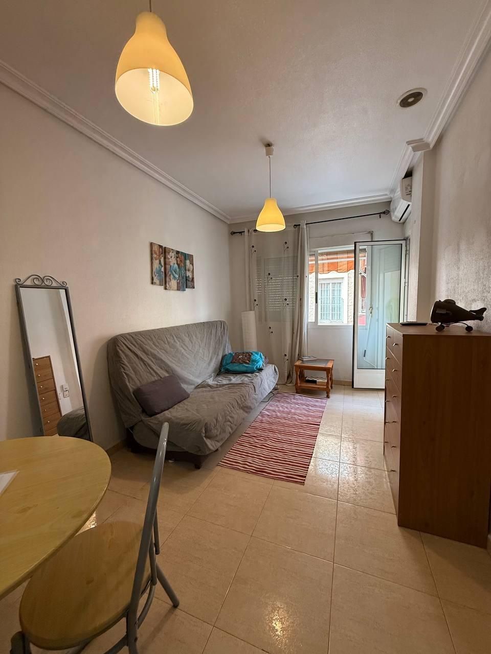 Habitación de Apartamento en venta en Torrevieja