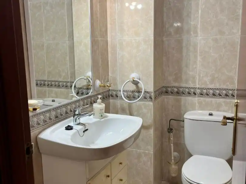 Flat to rent in Calle Huerto de los Frailes 4, imagen 9