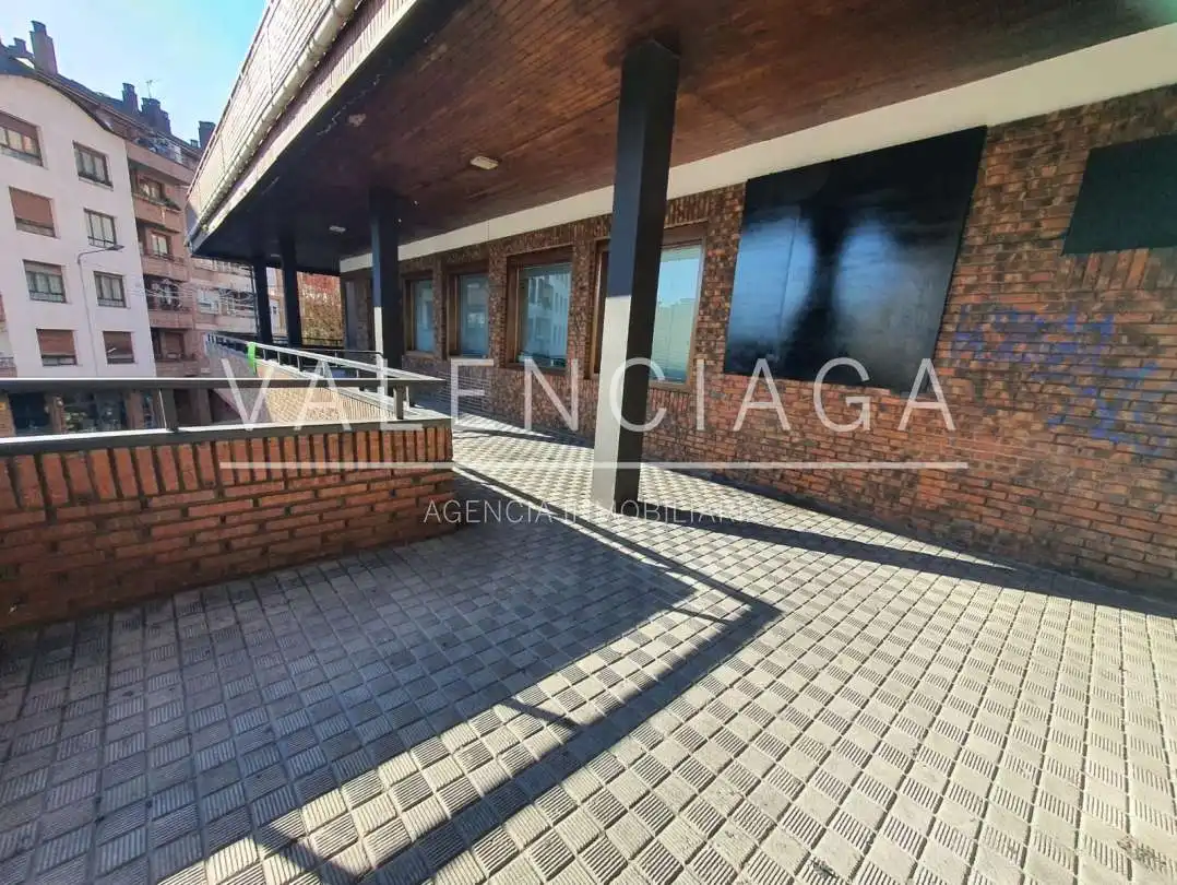 Exterior view of Commercial properties for sale in Beasain  with Air Conditioner