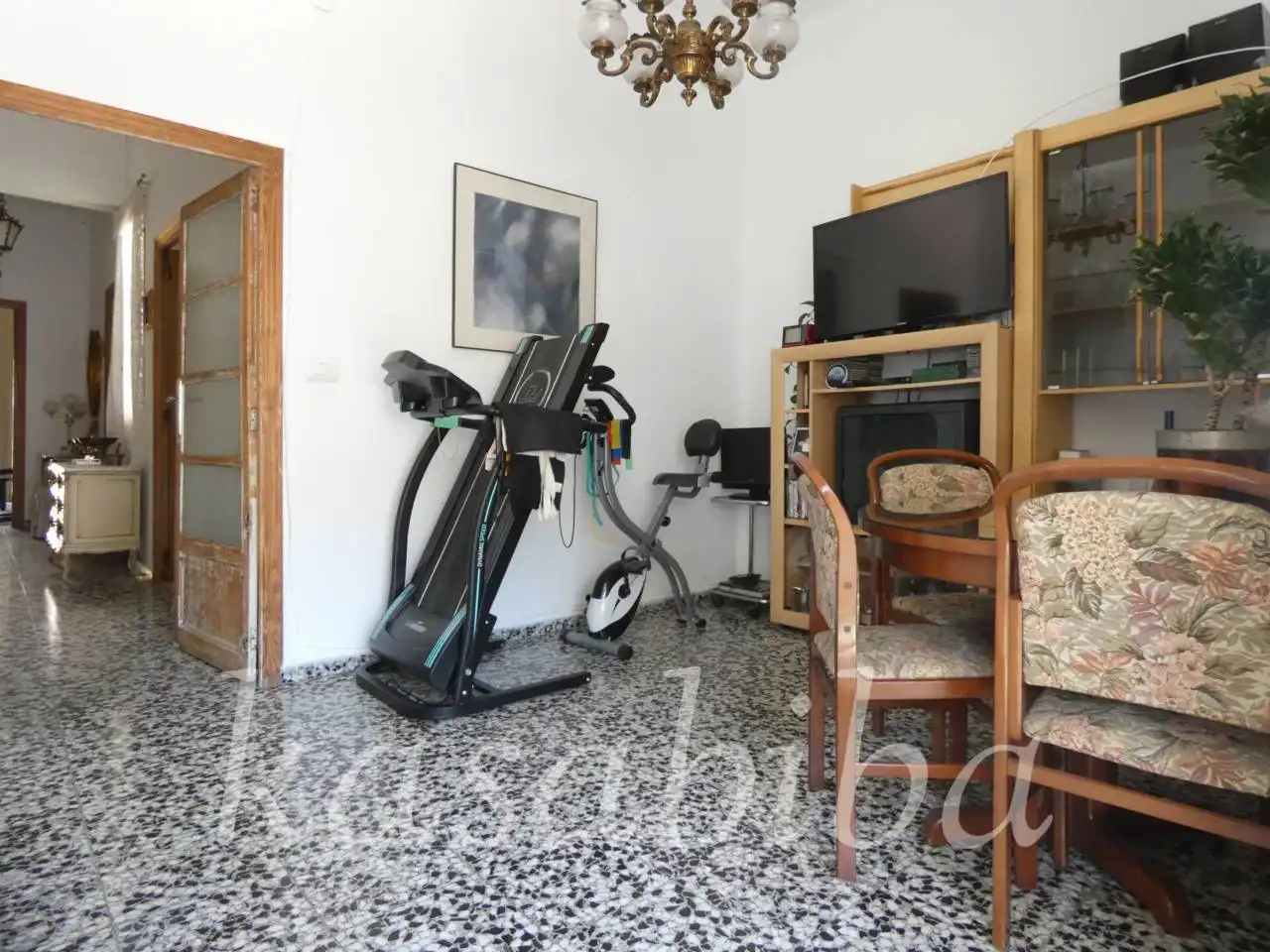 Flat for sale in Valencia  with Air Conditioner and Balcony